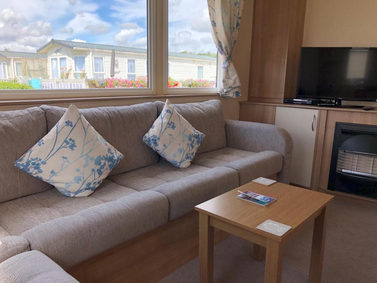 Tref Y Clawdd Lägenhet Felixstowe Exteriör bild